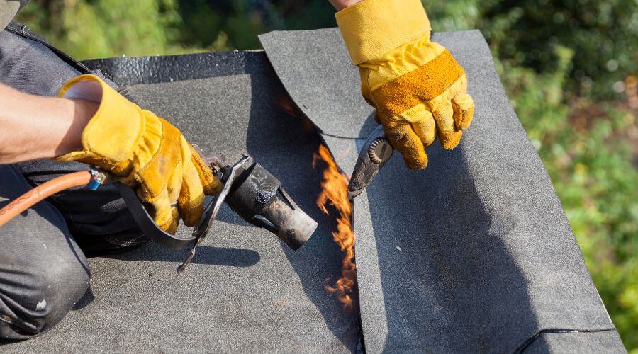 Professional residential roofers in Wetmore, KS